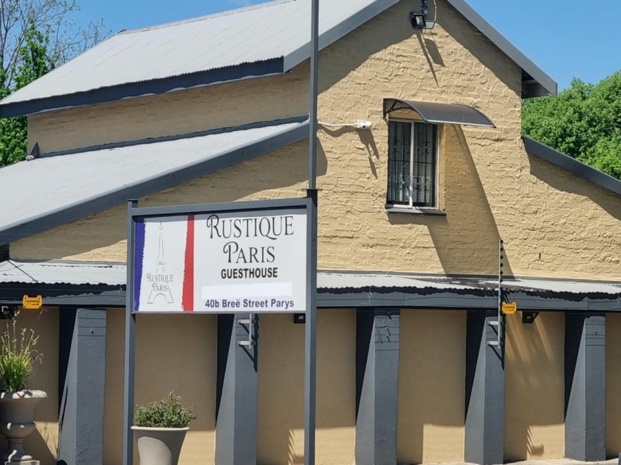 8 Bedroom Property for Sale in Parys Free State